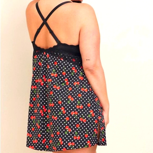 ❤️NWT VINTAGE TORRID LINGERIE WIRELESS BABYDOLL CHEMISE CHERRY PRINT STRAPPY - Picture 2 of 14